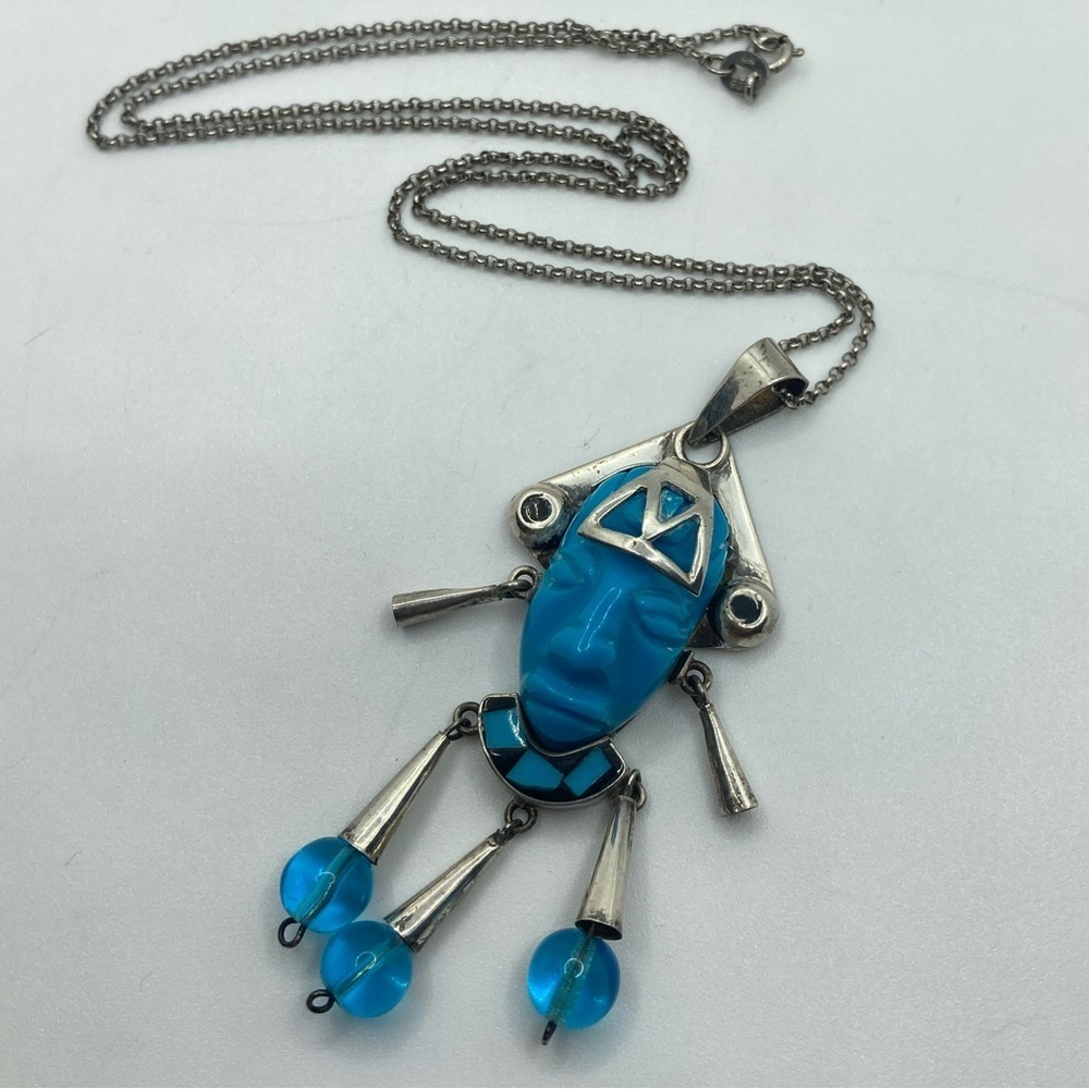 VINTAGE Sterling Turquoise (?) Carved Mayan Warrior Head Necklace  18” & 2.5”
